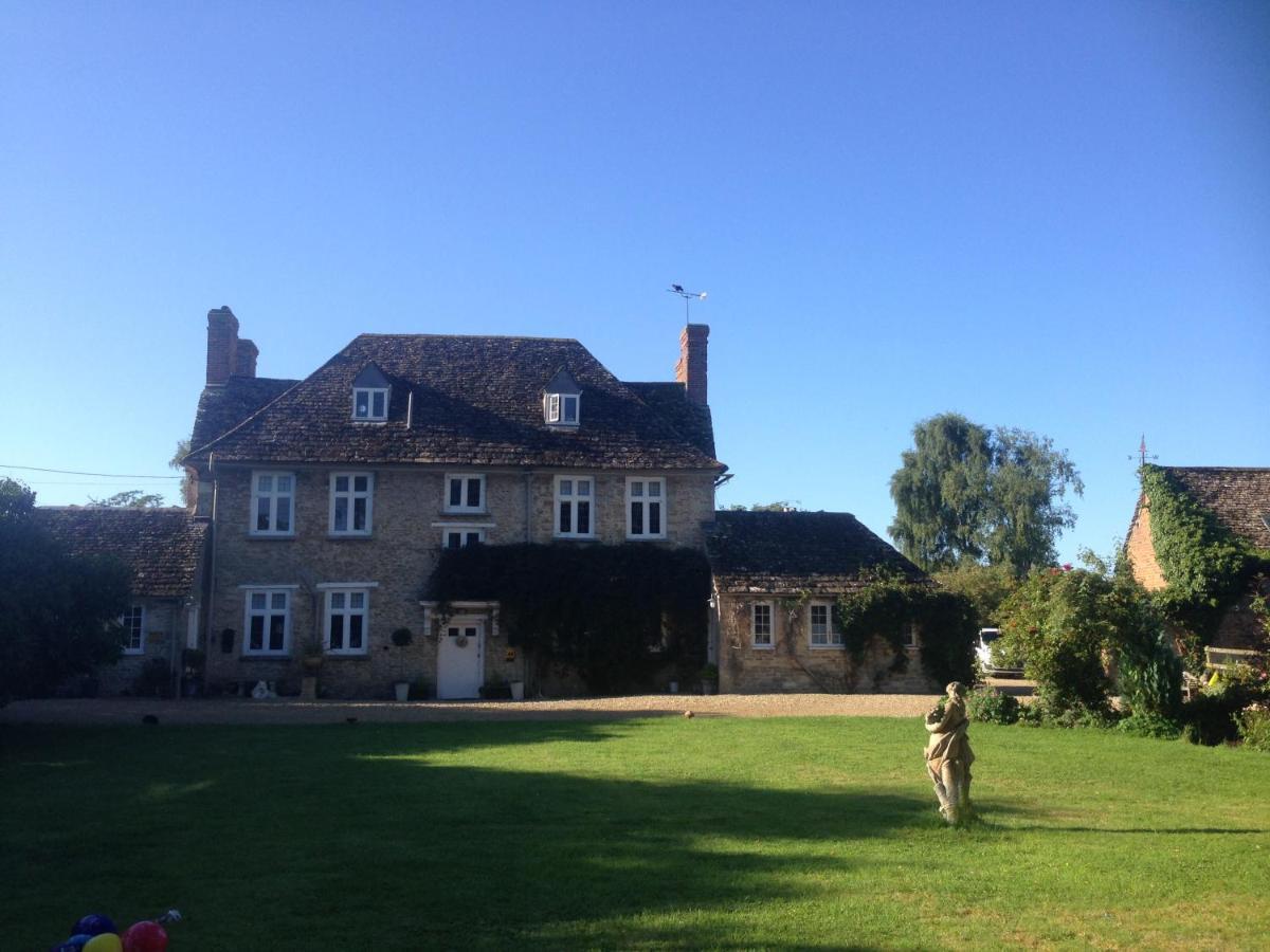 Buscot Manor With Hot Tub-Wild Swim-Paddleboard-Bikes-Bbq-Walks &Sleeps Up To 20 Villa Exterior photo